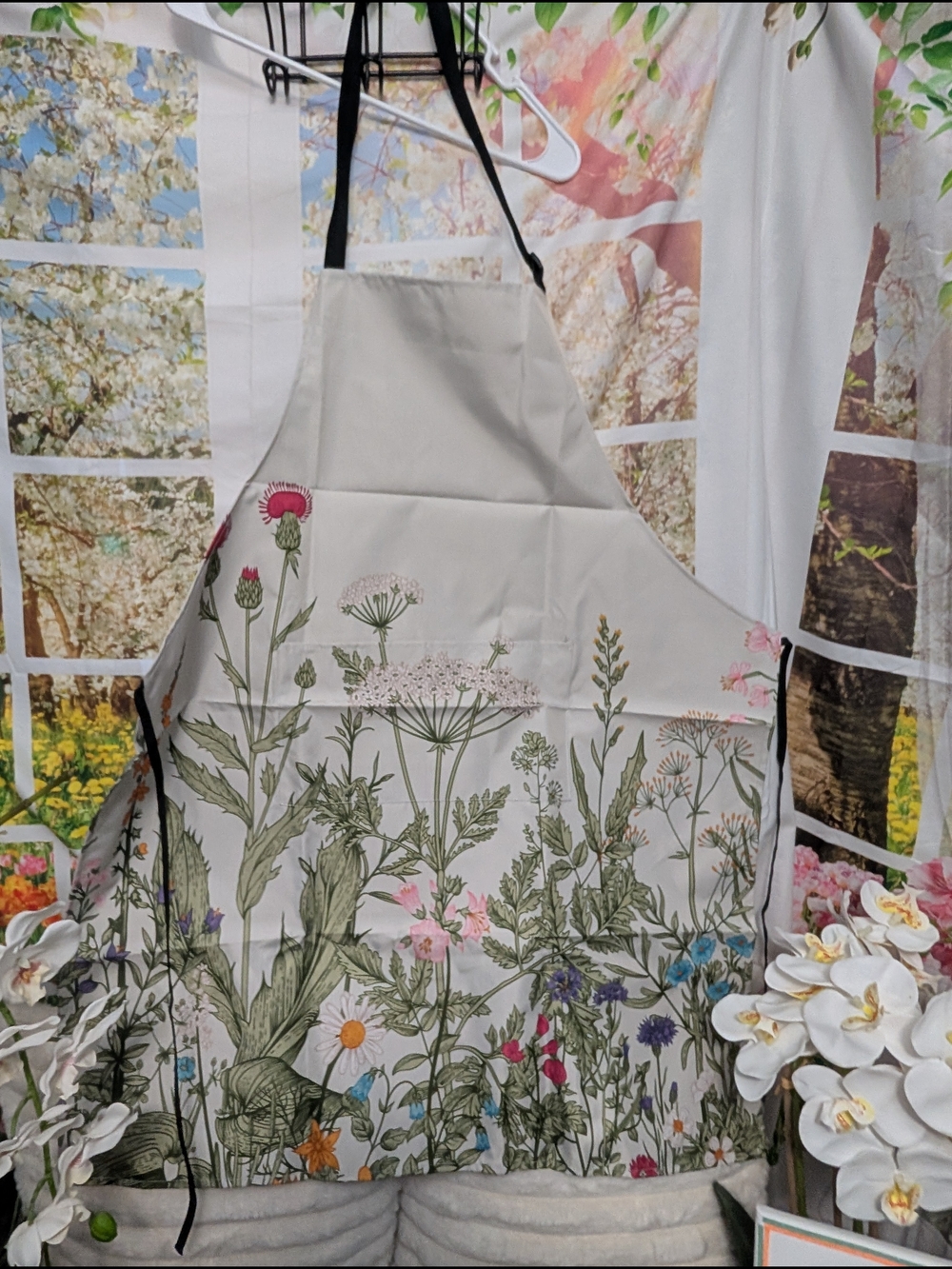 Source Unknown Cream Apron with Multicolor Botanical Prints